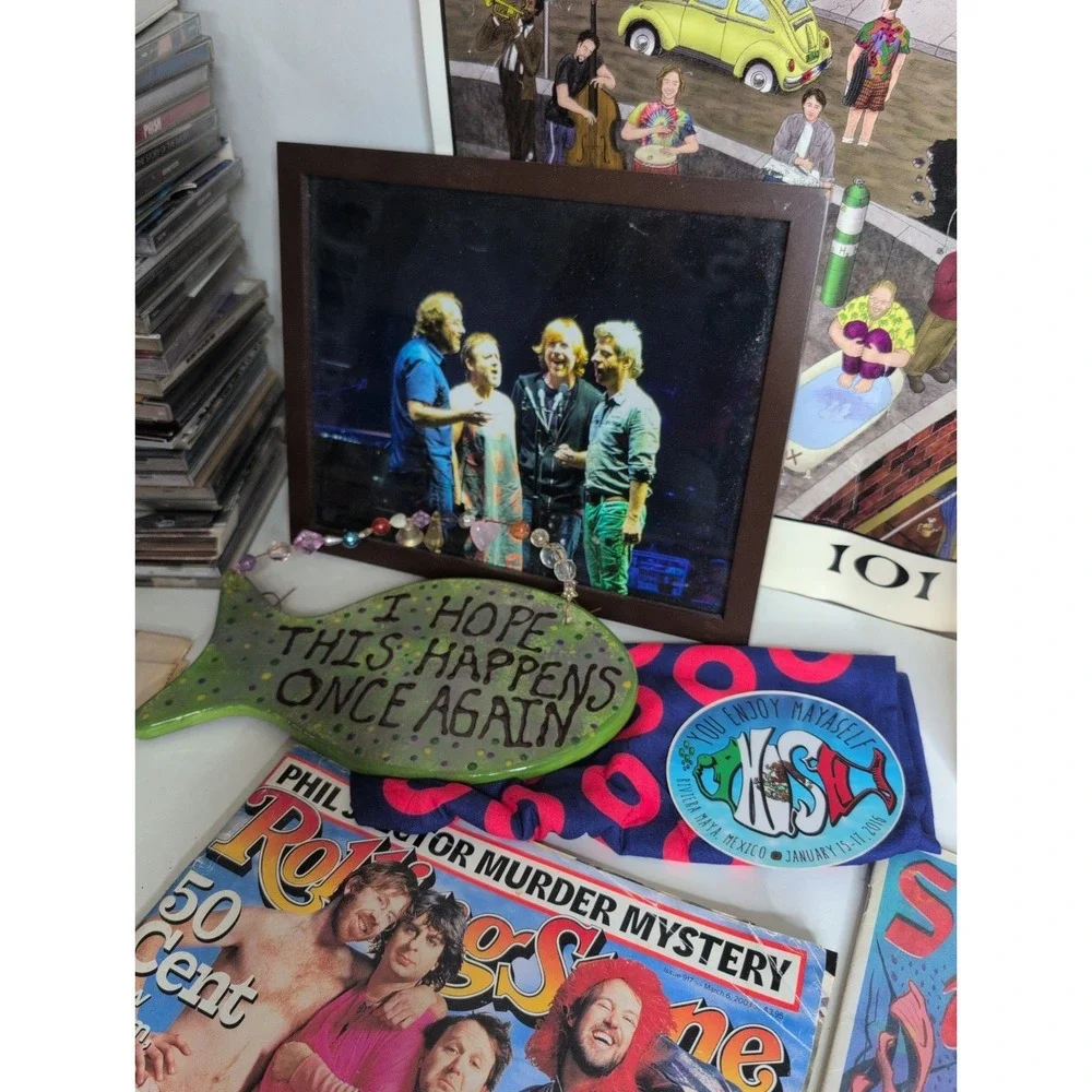 Huge Rare Phish Lot Memorabilia Poster CDs Cups DVD Calendar Bag Sunglasses More - Picture 5 of 16
